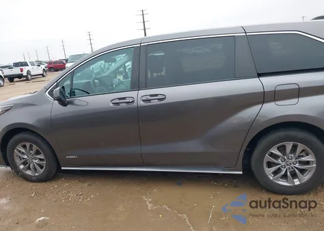 2021 Toyota Sienna Le из США, поврежденный, VIN 5TDKRKEC4MS016203